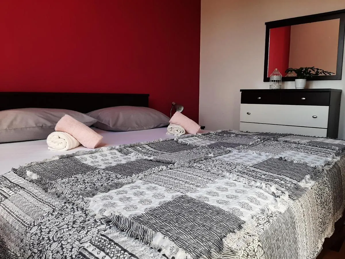 Nozret Apartamento Paljuv