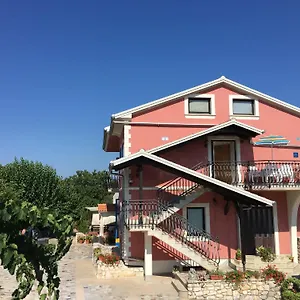 Pokrajac Twin , Rovigno Croazia